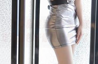 语画界 – 夏小雅美足写真集，恕我直言，这酒红色好像让我想多了…