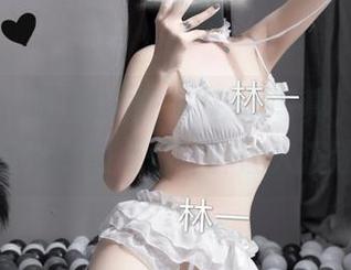 微密圈 – 超辣的林一的校园写真，全套就像是逃课的心情一样让人沉迷。