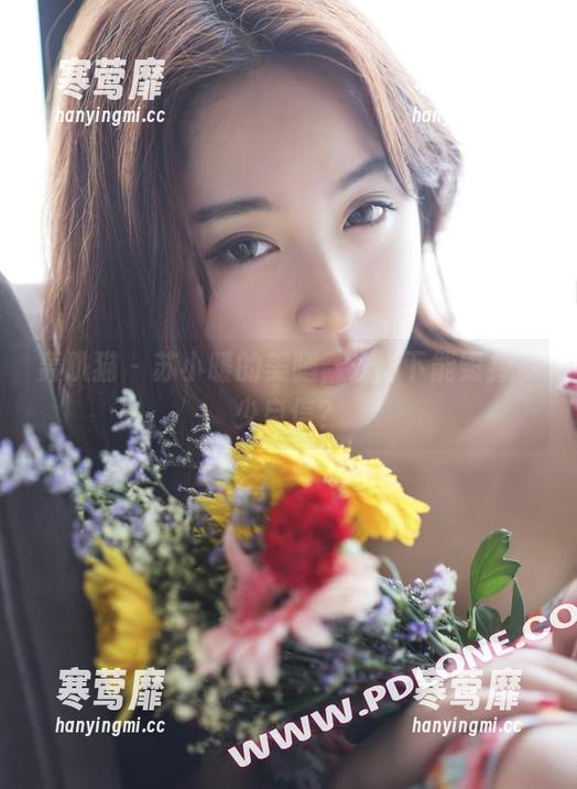 轰趴猫-苏小暖 轰趴猫 - 苏小暖的美腿,光影下能毁掉多少自信?