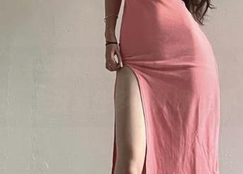 微密圈 – 看到陈佩奇穿制服，图片里的我没忍住多看几眼