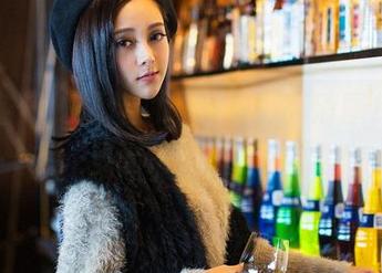 青豆客 – 施忆佳的镜头下，高清图库里的圣诞派对狂欢！