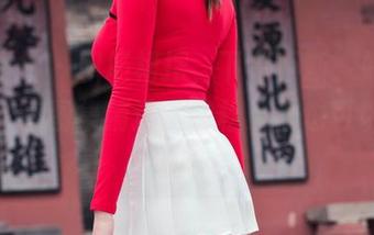 魔镜街拍 – 职场裙摆，下单不断：婷婷的销售主管图集精选，轻松工作也可以很有趣！