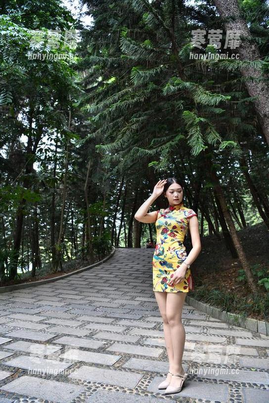 魔镜街拍 - 工作和黑丝双重日常：婷婷的图包观察日记