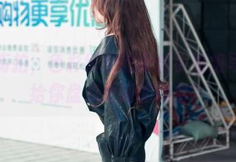 魔镜街拍，色彩缤纷的蕾丝小姐姐写真，给你盘点更新的理由！